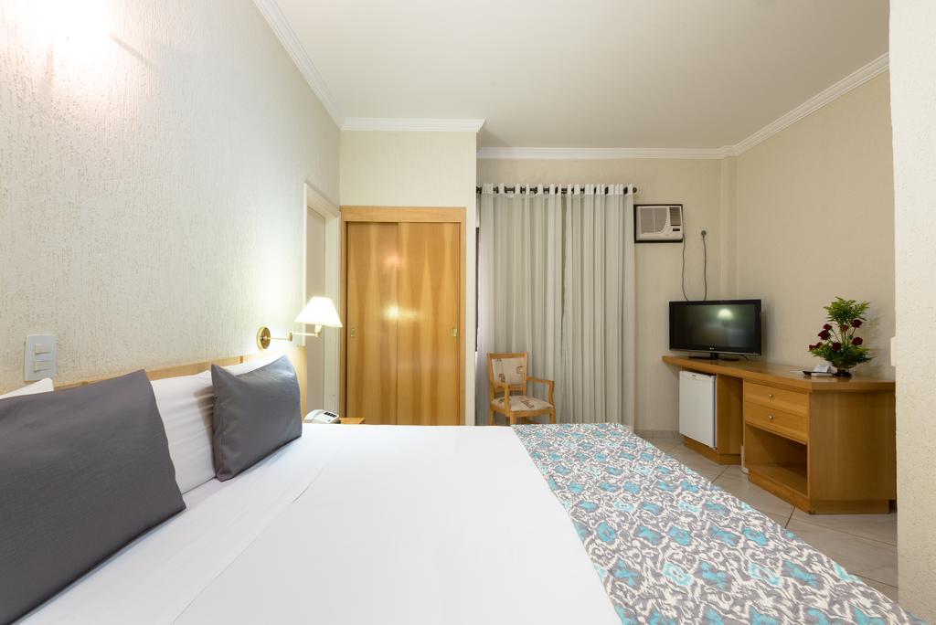 Hotel Guarany Агуас-ди-Линдоя Экстерьер фото